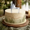 topper-na-tort-slubny-para-mloda-wedkarz-but-na-torcie-srebrne-lustro-toppery3d Topper na tort para młoda z wędkarzem 3D / plexi